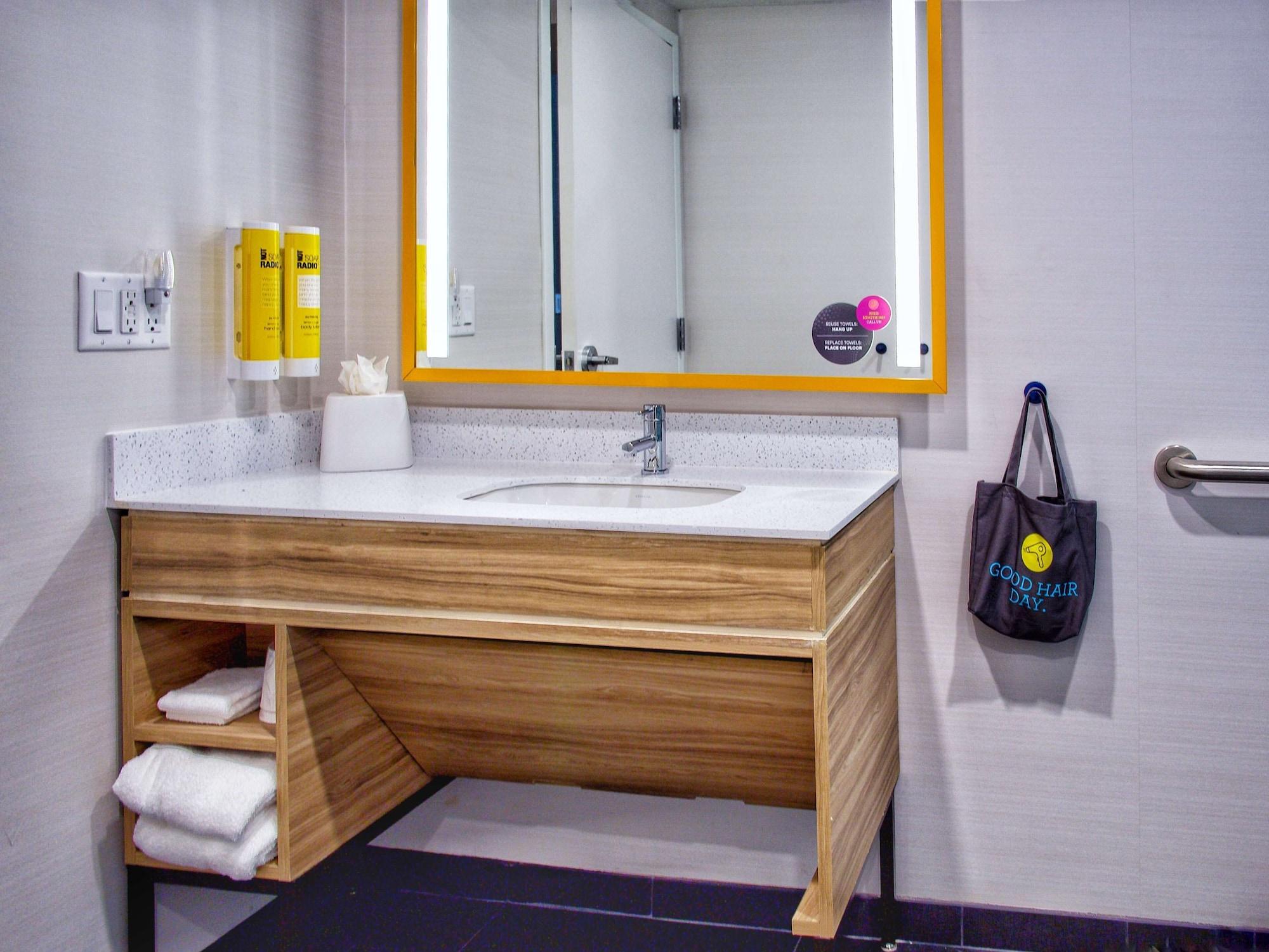 Hotel Tru By Hilton Airport, Ok Oklahoma City